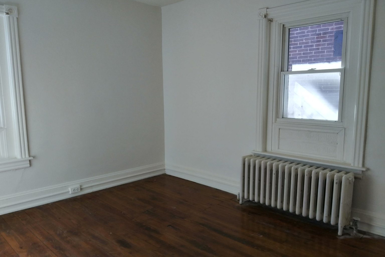506 Selfridge St living area - Lehigh student housing South Bethlehem PA