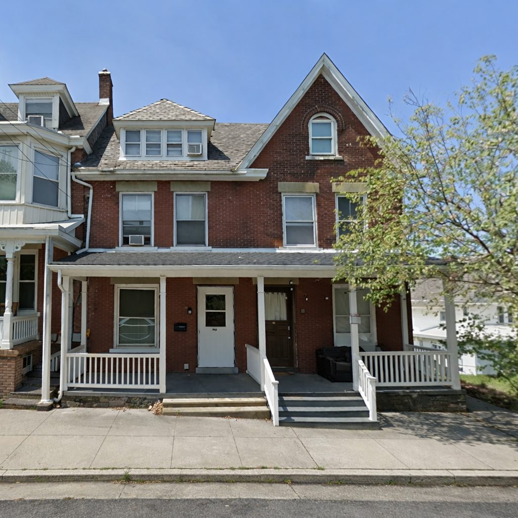 516 Montclair Ave exterior - off campus student housing near Lehigh University, South Bethlehem PA